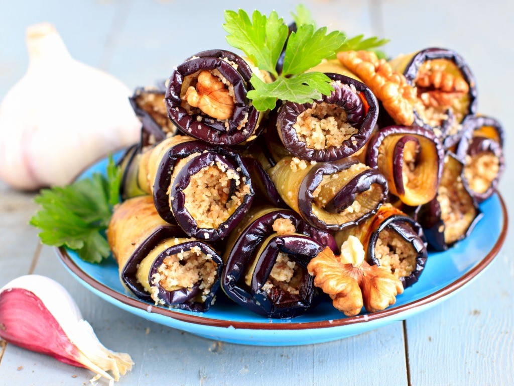 Баклажаны с грибами в горшочке рецепт