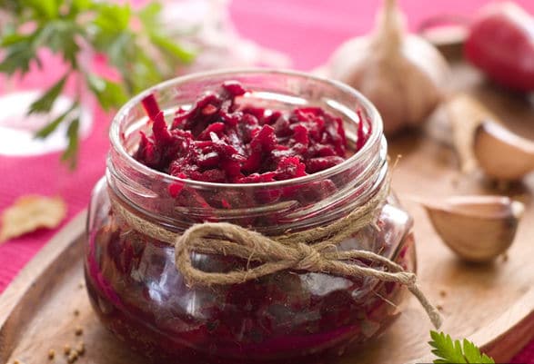 Салат из свеклы, чернослива и грецких орехов