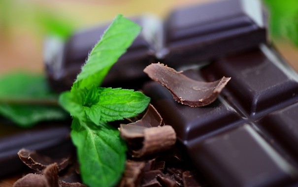Лицо от сухости и прыщей спасет шоколад