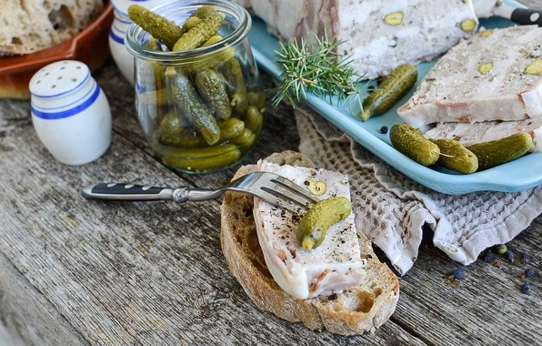 Малосольные огурцы. Как приготовить хрустящие огурцы быстрого приготовления